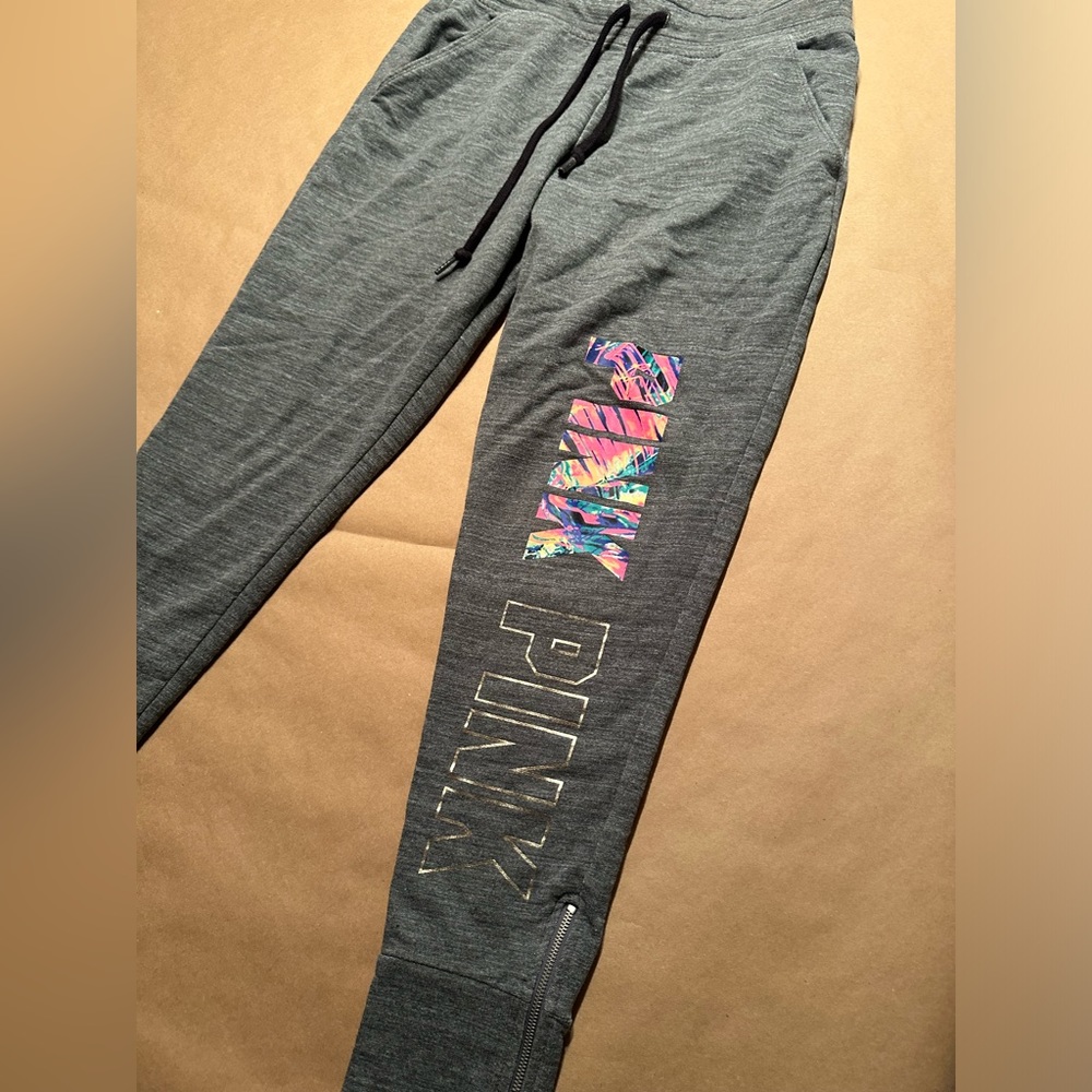NWOT Victoria’s Secret PINK Joggers